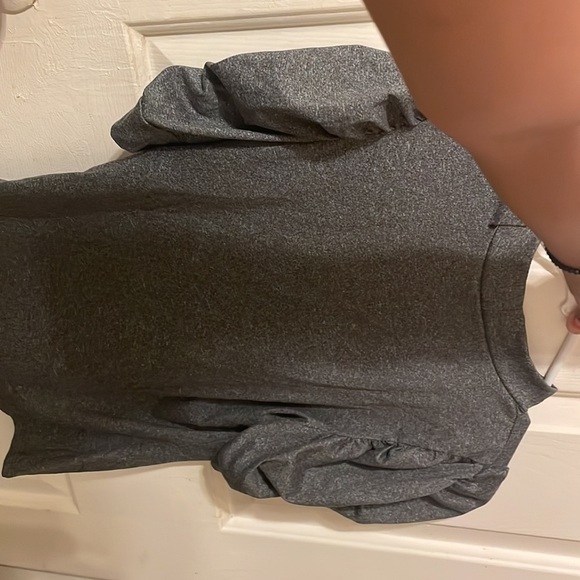 Fashion nova grey top - Picture 2 of 10